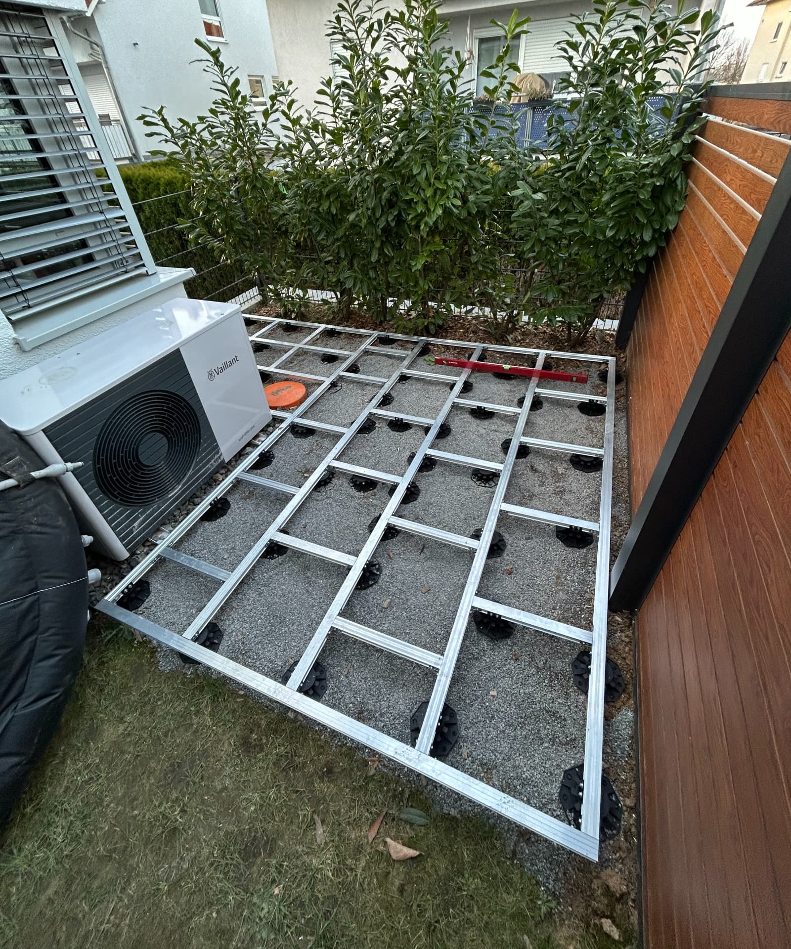Fabian Becker – Terrasse vorher